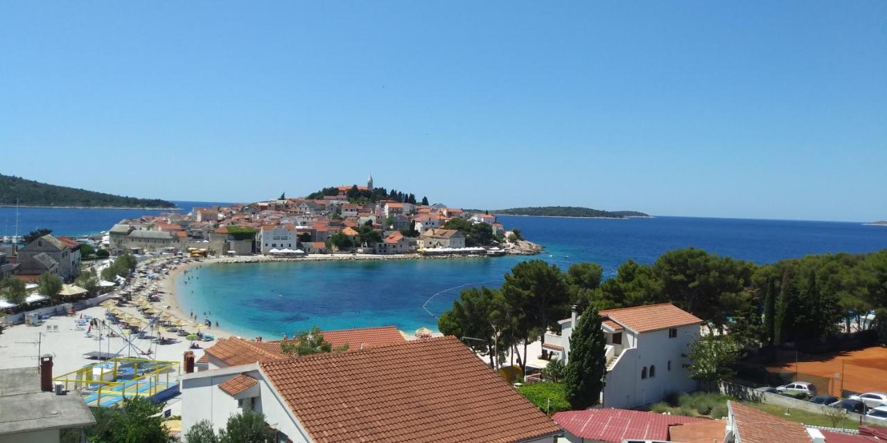 Toni * Primošten